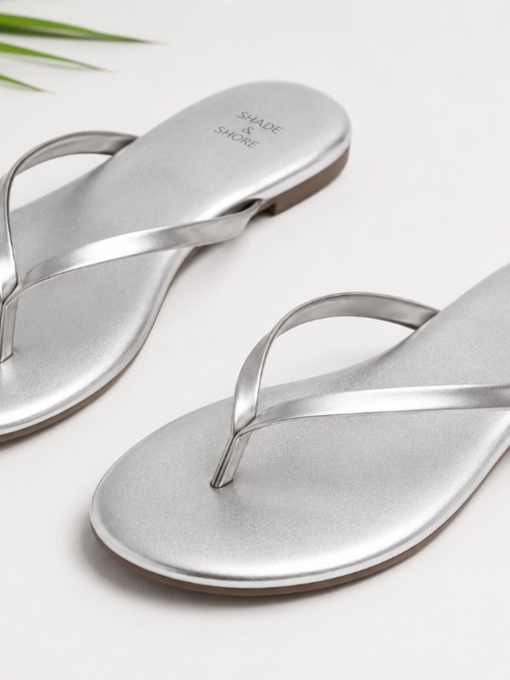 Shade & Shore Metallic Silver Flip Flop Sandals